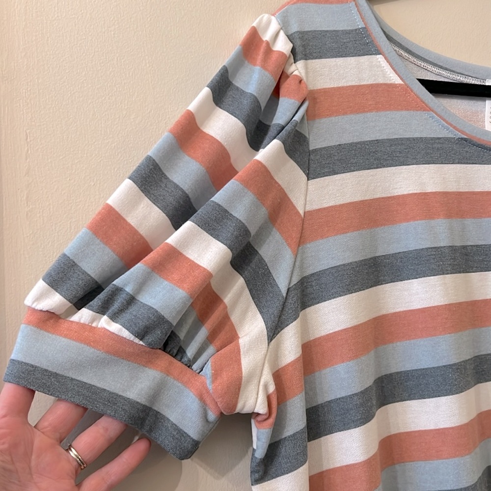 Short Sleeve Top by Hayden LA - Picture 2 of 7